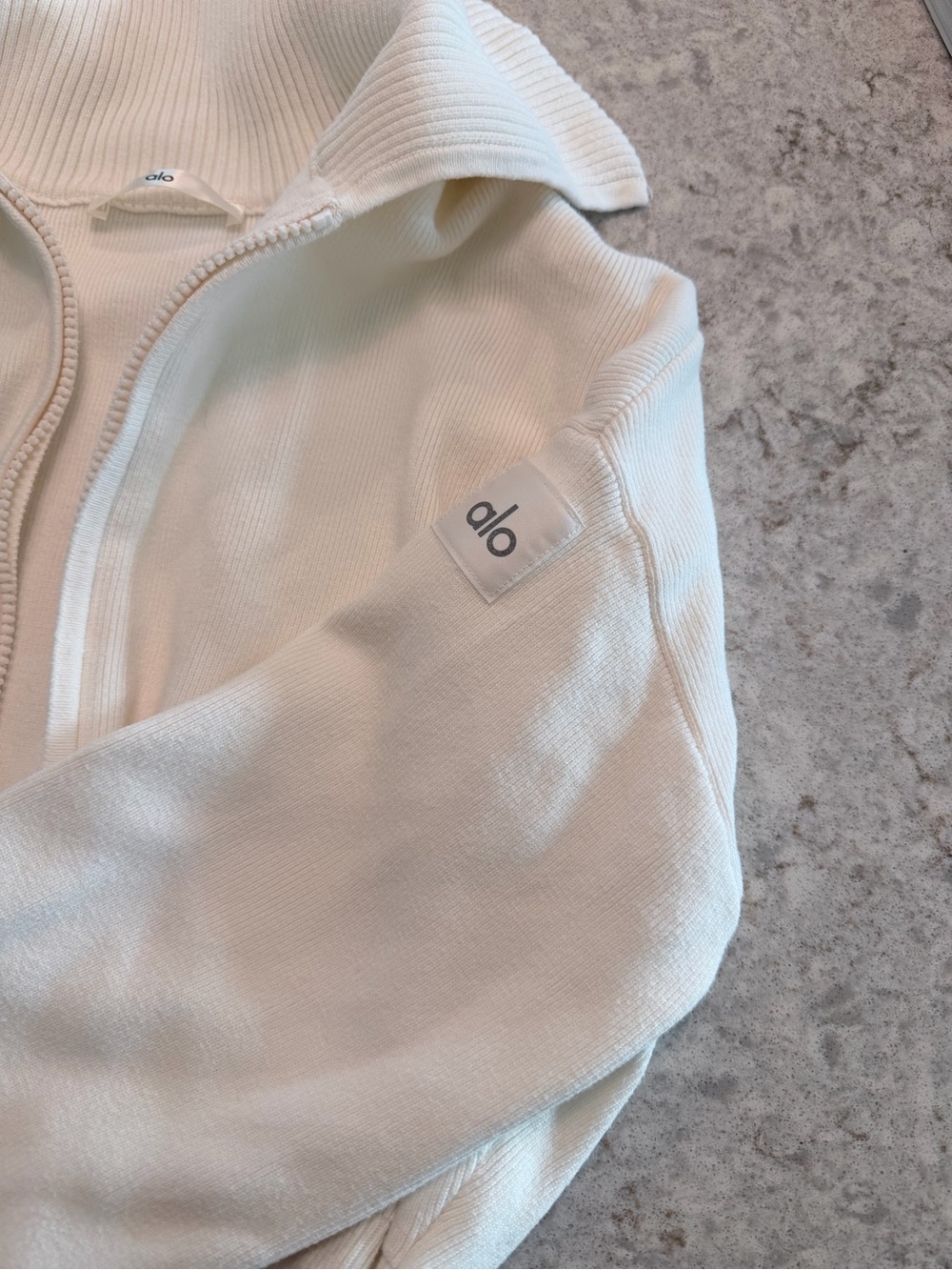 ALO Yoga Scholar knit cropped full zip Jacket - Picture 3 of 5
